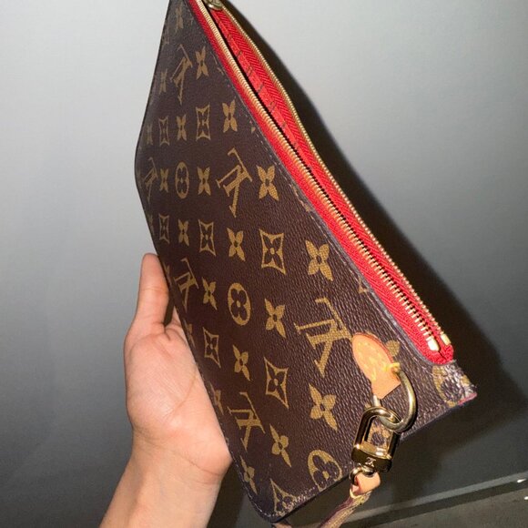 Louis Vuitton Pochette - Picture 2 of 3